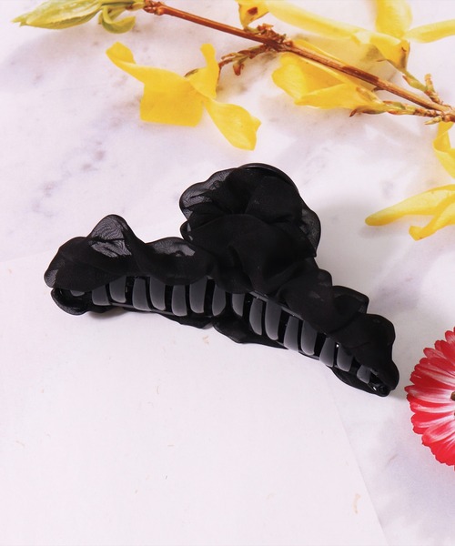 BAYBLO（ベイブロ）の「(SB)オーガンジー シュシュ バンス ヘアクリップ（バレッタ/ヘアクリップ・レディース・グレー/グレイッシュベージュ/ブラック/アイボリー・ONE SIZE）」の17枚目の写真