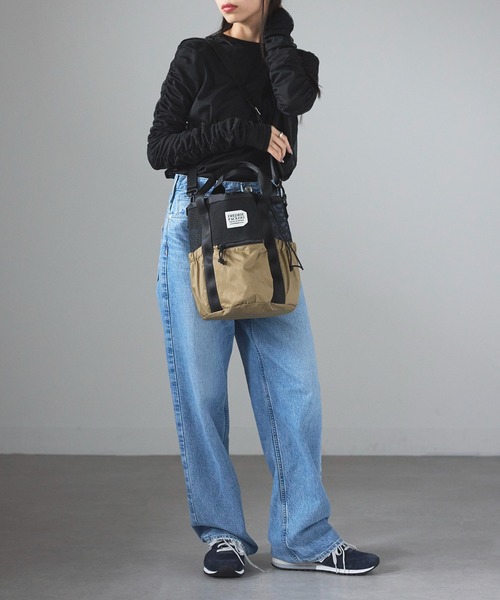 FREDRIK PACKERS(フレドリックパッカーズ)の「【FREDRIK PACKERS】≪別注≫COLUMN TOTE ショルダーバッグ/手提げトート/巾着(ショルダーバッグ・レディース・レオパード/ブラック/ベージュ/ブラック系1/ブラック系2/ブラック系その他3・FREE)」の21枚目の写真