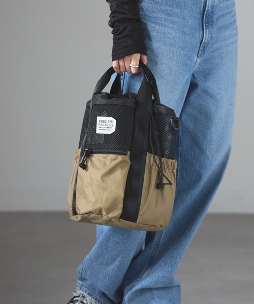 FREDRIK PACKERS(フレドリックパッカーズ)の「【FREDRIK PACKERS】≪別注≫COLUMN TOTE ショルダーバッグ/手提げトート/巾着(ショルダーバッグ・レディース・レオパード/ブラック/ベージュ/ブラック系1/ブラック系2/ブラック系その他3・FREE)」の18枚目の写真