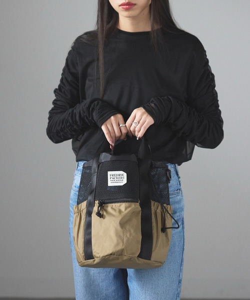 FREDRIK PACKERS(フレドリックパッカーズ)の「【FREDRIK PACKERS】≪別注≫COLUMN TOTE ショルダーバッグ/手提げトート/巾着(ショルダーバッグ・レディース・レオパード/ブラック/ベージュ/ブラック系1/ブラック系2/ブラック系その他3・FREE)」の16枚目の写真