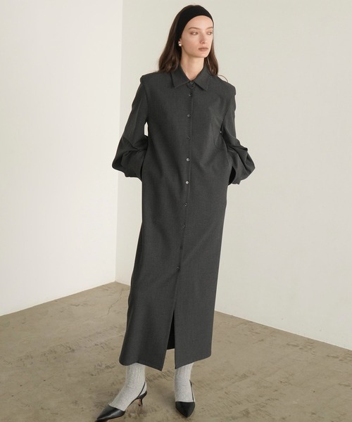 CLANE(クラネ)の「POWER SHOULDER CHECK SHIRT ONEPIECE(ワンピース・レディース・ベージュ/グレー・1/2)」の18枚目の写真