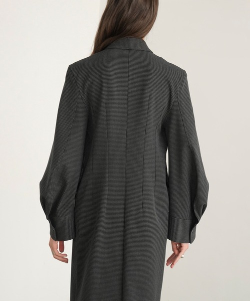 CLANE(クラネ)の「POWER SHOULDER CHECK SHIRT ONEPIECE(ワンピース・レディース・ベージュ/グレー・1/2)」の13枚目の写真