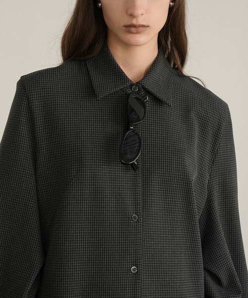CLANE(クラネ)の「POWER SHOULDER CHECK SHIRT ONEPIECE(ワンピース・レディース・ベージュ/グレー・1/2)」の12枚目の写真