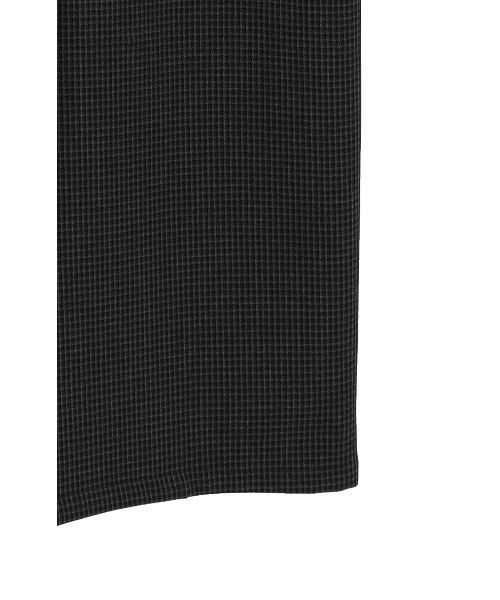 CLANE(クラネ)の「POWER SHOULDER CHECK SHIRT ONEPIECE(ワンピース・レディース・ベージュ/グレー・1/2)」の7枚目の写真
