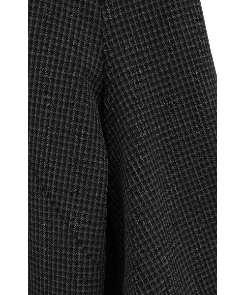 CLANE(クラネ)の「POWER SHOULDER CHECK SHIRT ONEPIECE(ワンピース・レディース・ベージュ/グレー・1/2)」の3枚目の写真