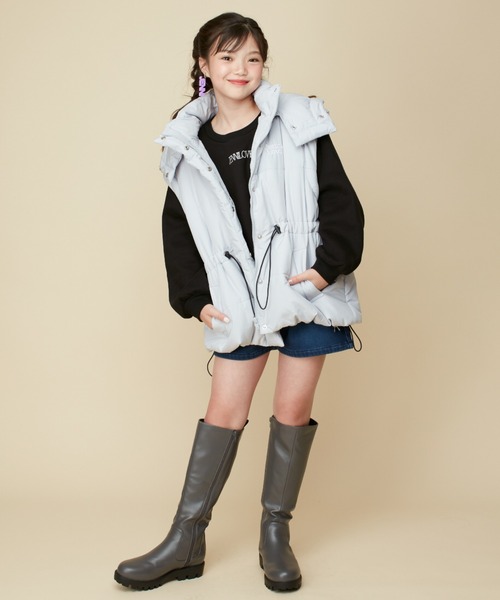 JENNI love（ジェニィラブ）の「【フード/袖取り外し可能・はっ水加工】2wayそで取外し中綿ミドル丈コート（その他アウター・キッズ・グレー/ブラック・130cm/140cm/150cm/160cm）」の6枚目の写真