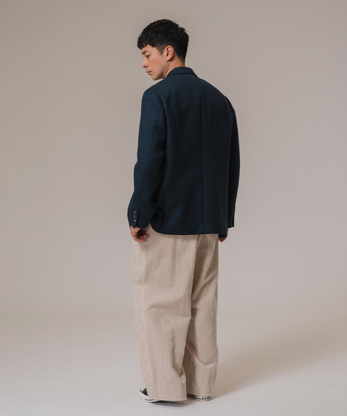 EDIFICE（エディフィス）の「LA BOUCLE (ラブークル) THICK CORDUROY WIDE パンツ（その他パンツ・メンズ・アイボリー/グリーン/ネイビー・2/3）」の5枚目の写真