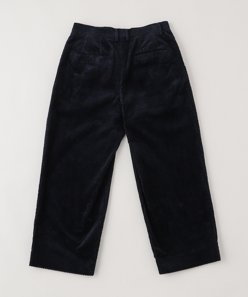 EDIFICE（エディフィス）の「LA BOUCLE (ラブークル) THICK CORDUROY WIDE パンツ（その他パンツ・メンズ・アイボリー/グリーン/ネイビー・2/3）」の13枚目の写真