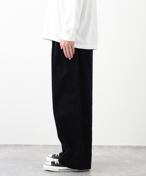 EDIFICE（エディフィス）の「LA BOUCLE (ラブークル) THICK CORDUROY WIDE パンツ（その他パンツ・メンズ・アイボリー/グリーン/ネイビー・2/3）」の18枚目の写真