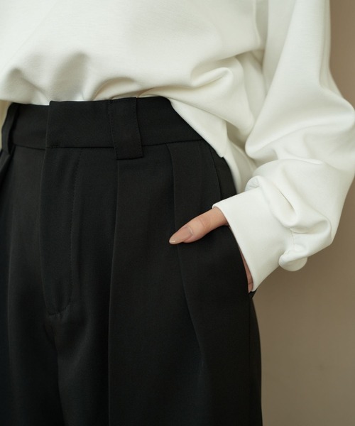 Nu(ニュー)の「【Nu】センタープレスワイドパンツ(その他パンツ・レディース・ブラック/チャコールグレー・S/M)」の3枚目の写真