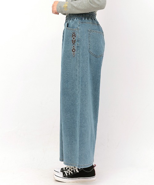 チチカカ(チチカカ)の「デニムバギーパンツ(その他パンツ・レディース・ブルー/ライトグレー・MEDIUM/LARGE)」の11枚目の写真