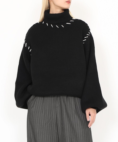 PUNYUS（プニュズ）の「ハンドステッチタートルネックニット（ニット/セーター・レディース・グリーン/サックスブルー/ブラック・2/3/4）」の11枚目の写真