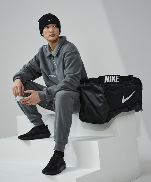 NIKE(ナイキ)の「ナイキ ピーク スウッシュ ビーニー / Nike Peak Swoosh Beanie HF0187-010 Black(ニットキャップ/ビーニー・メンズ・ブラック・ONE SIZE)」の7枚目の写真