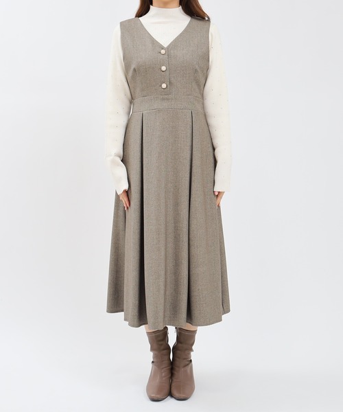 ASTORIA ODIER(アストリアオディール)の「Vネックフレアジャンスカ(ワンピース・レディース・グレー/ライトグレー/ブラウン・SMALL/MEDIUM)」の19枚目の写真