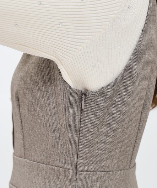 ASTORIA ODIER(アストリアオディール)の「Vネックフレアジャンスカ(ワンピース・レディース・グレー/ライトグレー/ブラウン・SMALL/MEDIUM)」の14枚目の写真