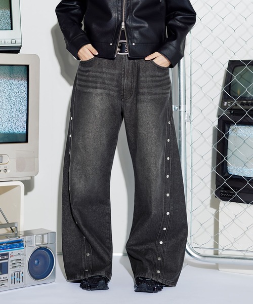 MSG（エムエスジー）の「12ozヴィンテージ加工カーブリベットバギーカーブデニム【UNISEX】（デニムパンツ・メンズ・ブラック/ブルー/ブラウン/レッド・S/M/L/XL）」の2枚目の写真