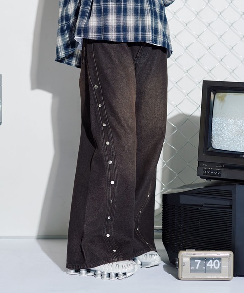 MSG（エムエスジー）の「12ozヴィンテージ加工カーブリベットバギーカーブデニム【UNISEX】（デニムパンツ・メンズ・ブラック/ブルー/ブラウン/レッド・S/M/L/XL）」の15枚目の写真