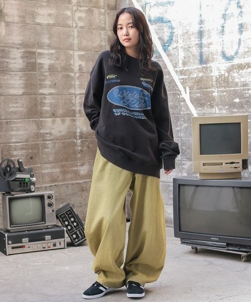 PBLIM(ページボーイリム)の「《UNISEX》ライダーロゴスウェット(スウェット・レディース・レッド/ブラック・MEDIUM/LARGE)」の3枚目の写真