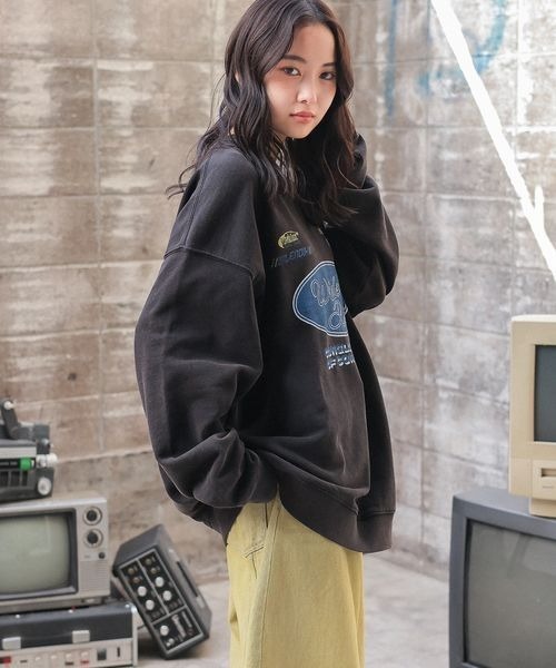 PBLIM(ページボーイリム)の「《UNISEX》ライダーロゴスウェット(スウェット・レディース・レッド/ブラック・MEDIUM/LARGE)」の18枚目の写真