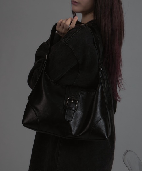 tinkerend(ティンカーエンド)の「Belt Shoulder Bag / ベルトショルダーバッグ 2WAY(ショルダーバッグ・レディース・ブラック・FREE)」の12枚目の写真