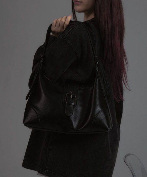 tinkerend(ティンカーエンド)の「Belt Shoulder Bag / ベルトショルダーバッグ 2WAY(ショルダーバッグ・レディース・ブラック・FREE)」の15枚目の写真