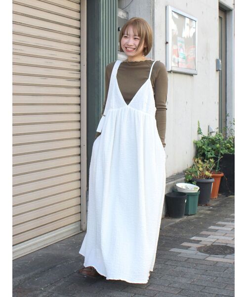 Ungrid(アングリッド)の「オフショルデザインロングスリーブTee(Tシャツ/カットソー・レディース・アイボリー/ブラック/ブラウン・FREE)」の21枚目の写真