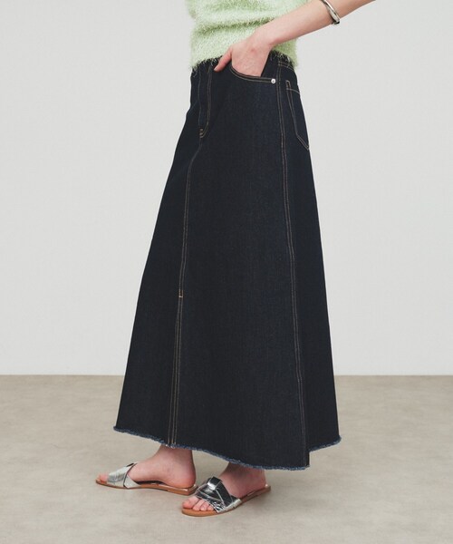 cloenc（クロエンス）の「【マシンウォッシュ】コットンデニムスカート（デニムスカート・レディース・ブルー/ブルー系その他・02/01/03）」の16枚目の写真