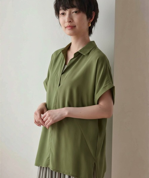 aquagarage(アクアガレージ)の「後ボタン スキッパーシフォンブラウス(シャツ/ブラウス・レディース・ネイビー/グレー/オフホワイト/ピンク/サンドベージュ/カーキ/ブラック・ONESIZE)」の5枚目の写真