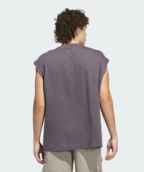 adidas（アディダス）の「アディダス バスケットボール ノースリーブTシャツ（ジェンダーニュートラル） / アディダス adidas（タンクトップ・メンズ・ベージュ/チャコールグレー・XX-LARGE/3XL/LARGE/MEDIUM/SMALL/X-LARGE/X-SMALL）」の5枚目の写真