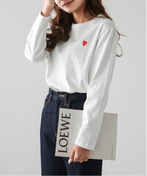 AMELY（エミリー）の「ワンポイントハート刺繍 ロンT（Tシャツ/カットソー・レディース・ホワイト×レッド/ホワイト×ブラック/ブラック×ホワイト/グレー系その他・フリー）」の3枚目の写真