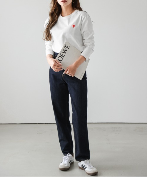 AMELY（エミリー）の「ワンポイントハート刺繍 ロンT（Tシャツ/カットソー・レディース・ホワイト×レッド/ホワイト×ブラック/ブラック×ホワイト/グレー系その他・フリー）」の8枚目の写真