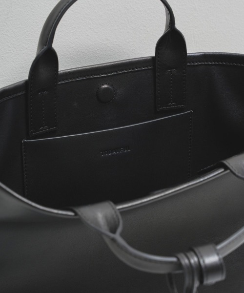 TODAYFUL(トゥデイフル)の「TODAYFUL Useful Leather Bag(L) ユースフルレザーバッグ/12521021(トートバッグ・レディース・ブラック・ONE SIZE)」の9枚目の写真