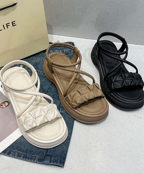 shoes365(シューズスリーシックスファイヴ)の「【shoes 365】クロスストラップギャザーデザイン厚底サンダル (SS)(サンダル・レディース・ベージュ/ブラック/オフホワイト・24.5cm/24.0cm/23.5cm/23.0cm/22.5cm/25.0cm)」の8枚目の写真