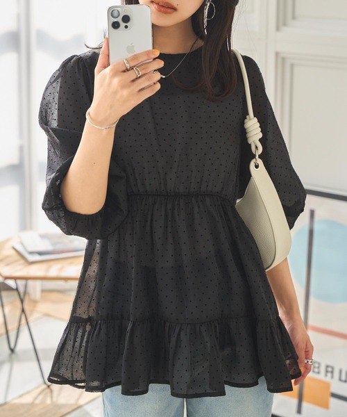 KOBE LETTUCE(コウベレタス)の「シアードットティアードブラウス(シャツ/ブラウス・レディース・ホワイト/ブラック/ベージュ・M)」の2枚目の写真