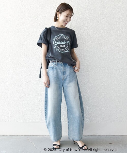 GOOD ROCK SPEED(グッドロックスピード)の「GOOD ROCK SPEED:〈洗濯機可能〉NYC ラウンド ロゴ プリント TEE(Tシャツ/カットソー・レディース・チャコールグレー/ホワイト・ONE SIZE)」の10枚目の写真