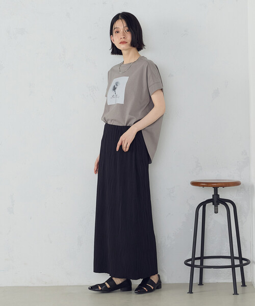 COMME CA ISM（コムサイズム）の「ストレッチプリーツ ナロースカート / セットアップ対応（スカート・レディース・ブルー/アイボリー/ブラック・MEDIUM/LARGE）」の13枚目の写真