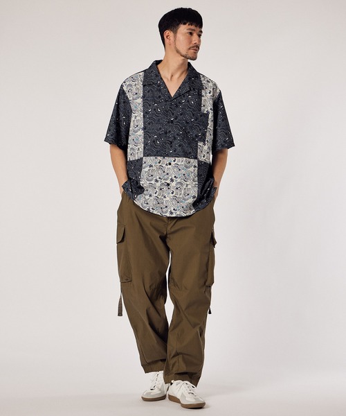 LANVIN en Bleu（ランバンオンブルー）の「【LANVIN en Bleu ESSENTIAL】Jeuneurs / ”アルベール” オールオーバープリント ブロッキング オープンカラー 半袖シャツ（シャツ/ブラウス・メンズ・ダークグレー・MEDIUM/LARGE/X-LARGE）」の5枚目の写真