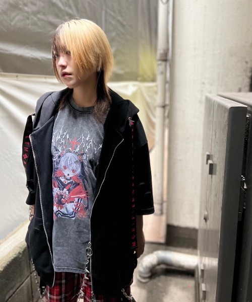 TRAVAS TOKYO(トラバス トウキョウ)の「『TRAVAS TOKYO/トラバス トーキョー』イラストプリント加工Tシャツ(Tシャツ/カットソー・レディース・チャコールグレー/ブラック・FREE)」の18枚目の写真