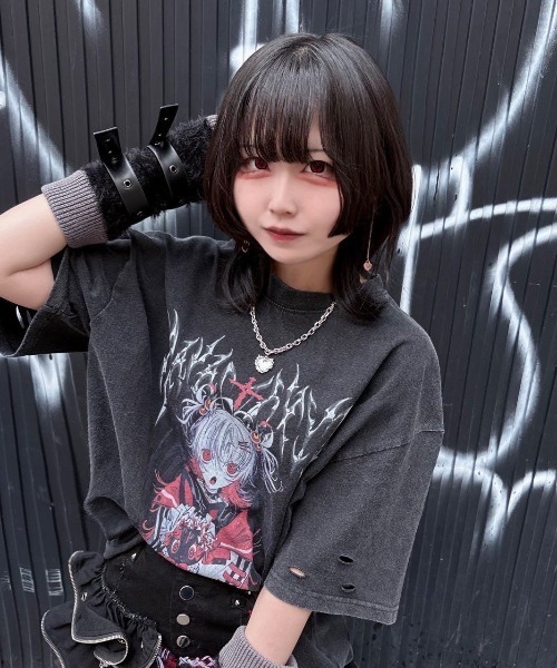 TRAVAS TOKYO(トラバス トウキョウ)の「『TRAVAS TOKYO/トラバス トーキョー』イラストプリント加工Tシャツ(Tシャツ/カットソー・レディース・チャコールグレー/ブラック・FREE)」の14枚目の写真