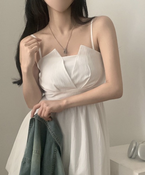 gossip!ロサンゼルス(ゴシップロサンゼルス)の「Y2K バックリボンバルーンワンピース 【夏新作】 日常&シンプル(ワンピース・レディース・ホワイト/ブラック・FREE)」の14枚目の写真