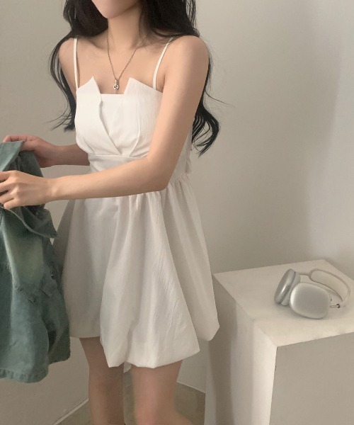 gossip!ロサンゼルス(ゴシップロサンゼルス)の「Y2K バックリボンバルーンワンピース 【夏新作】 日常&シンプル(ワンピース・レディース・ホワイト/ブラック・FREE)」の13枚目の写真