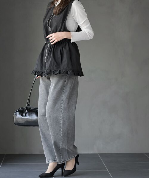 rps（アールピーエス）の「ナイロン裾フリルＺＩＰベスト（ベスト・レディース・ブラック/チャコールグレー・フリー）」の14枚目の写真