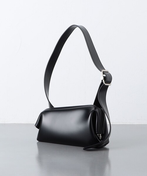 OSOI（オソイ）の「＜OSOI＞SLIDE BROT バッグ（ショルダーバッグ・レディース・オフホワイト/ブラック・FREE）」の5枚目の写真