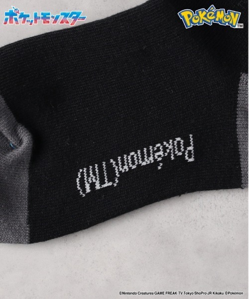 Right-on（ライトオン）の「【POKEMON】六英雄の黒いガラルファイヤーソックス（ソックス/靴下・キッズ・ブラック・フリー）」の4枚目の写真