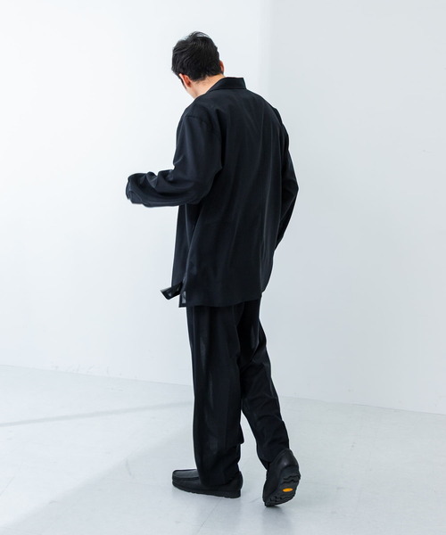 ATON（エイトン）の「『別注』ATON×URBAN RESEARCH TWO TUCKED EASY