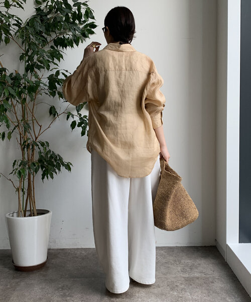 DouDou（ドゥドゥ）の「リネンビッグシャツ（シャツ/ブラウス・レディース・ベージュ系その他/ブラック系その他/ネイビー/ベージュ/ホワイト・FREE）」の6枚目の写真