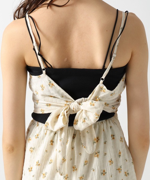 FOREVER 21(フォーエバー トゥエンティーワン)の「【2025SS】レトロフラワーキャミワンピース(ワンピース・レディース・ブラウン/ナチュラル・SMALL/MEDIUM)」の12枚目の写真