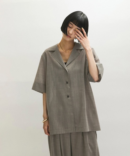 ADAM ET ROPE'(アダムエロペ)の「【接触冷感】ライトシャツジャケット(シャツ/ブラウス・レディース・ブラック/ベージュ・FREE)」の13枚目の写真