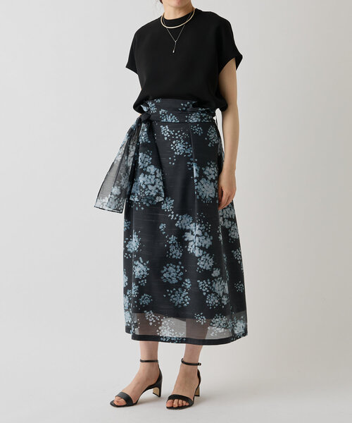 LIVETART(リヴェタート)の「夜道のアジサイ柄スカート(スカート・レディース・ダークグレー・FREE)」の10枚目の写真