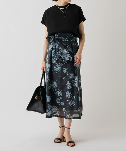 LIVETART(リヴェタート)の「夜道のアジサイ柄スカート(スカート・レディース・ダークグレー・FREE)」の19枚目の写真